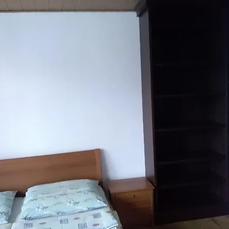 펜션 Malebny Dom V Kupelnom Meste Nesvady *